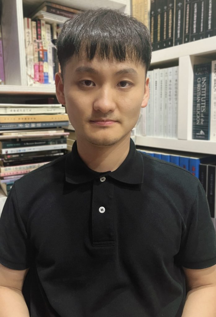 Photo of author Li Tim Hao.